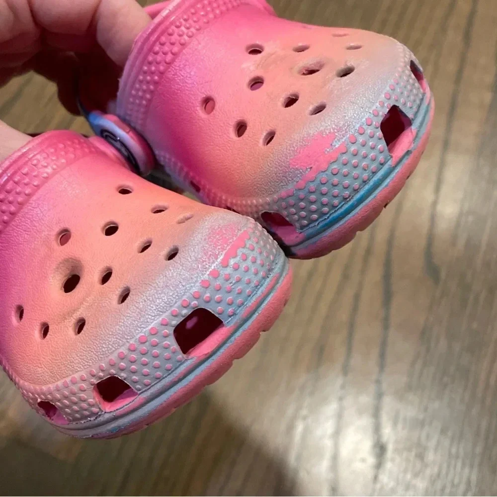 Classic Color Dip Clog Toddlers in Hyper Pink/Multi size 4